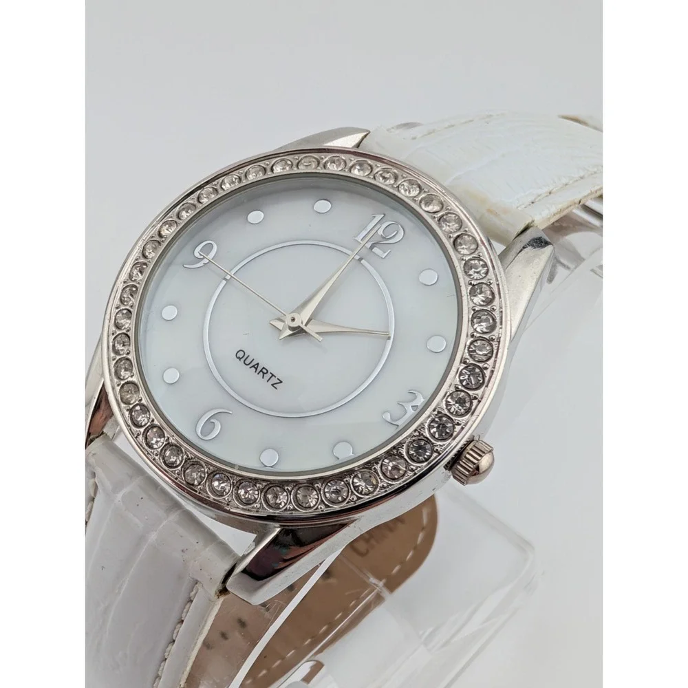 Women's‎ Quartz Watch 36mm Case Pave Bevel White Faux Leather Band- New Battery